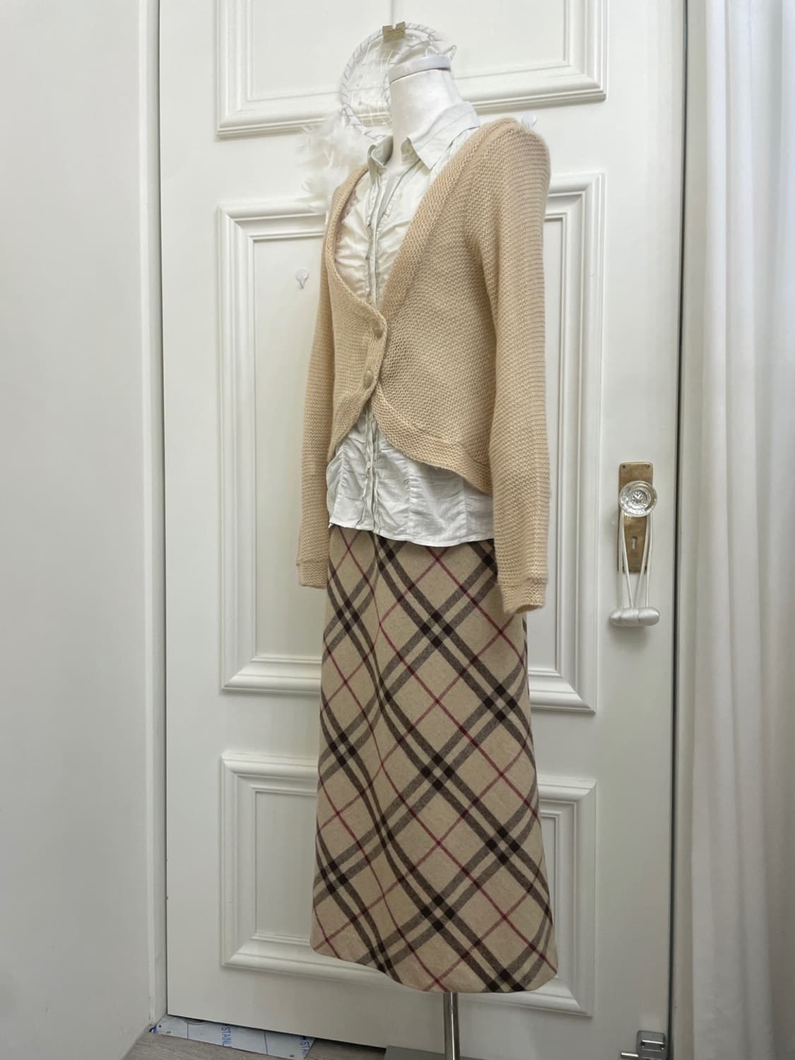 beige unbalance basic warm cardigan 상품이미지3