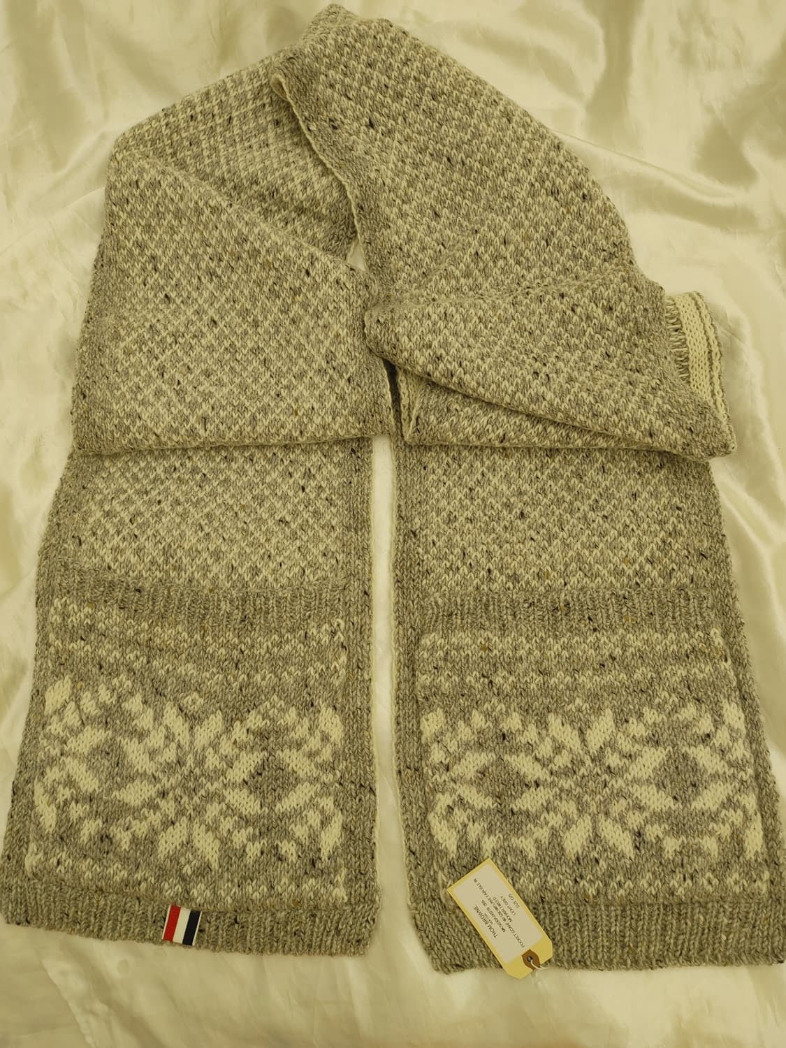 톰브라운 눈꽃 울 머플러 상품이미지1