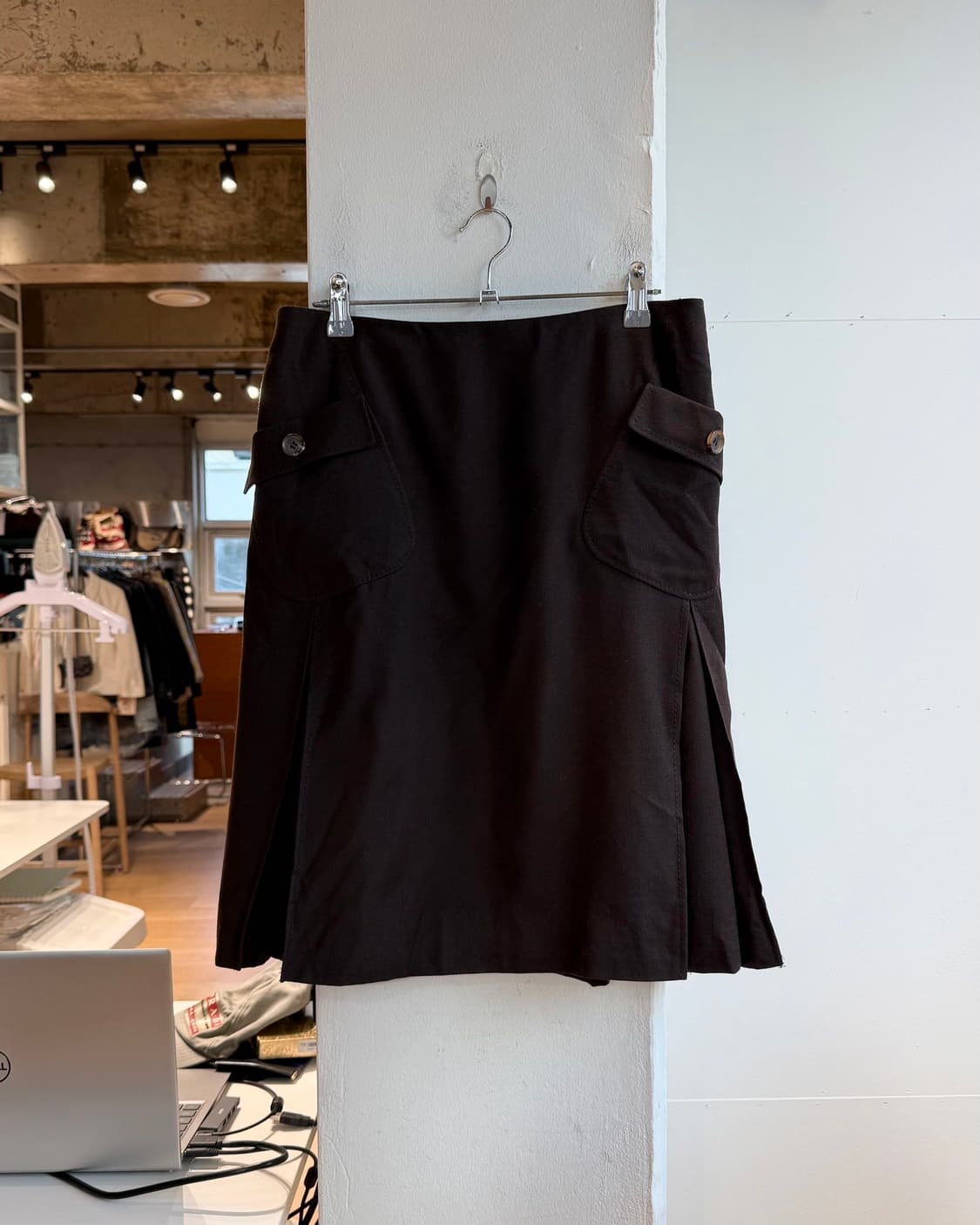 발렌티노 브라운 포켓 프릴 미디스커트  상품이미지2