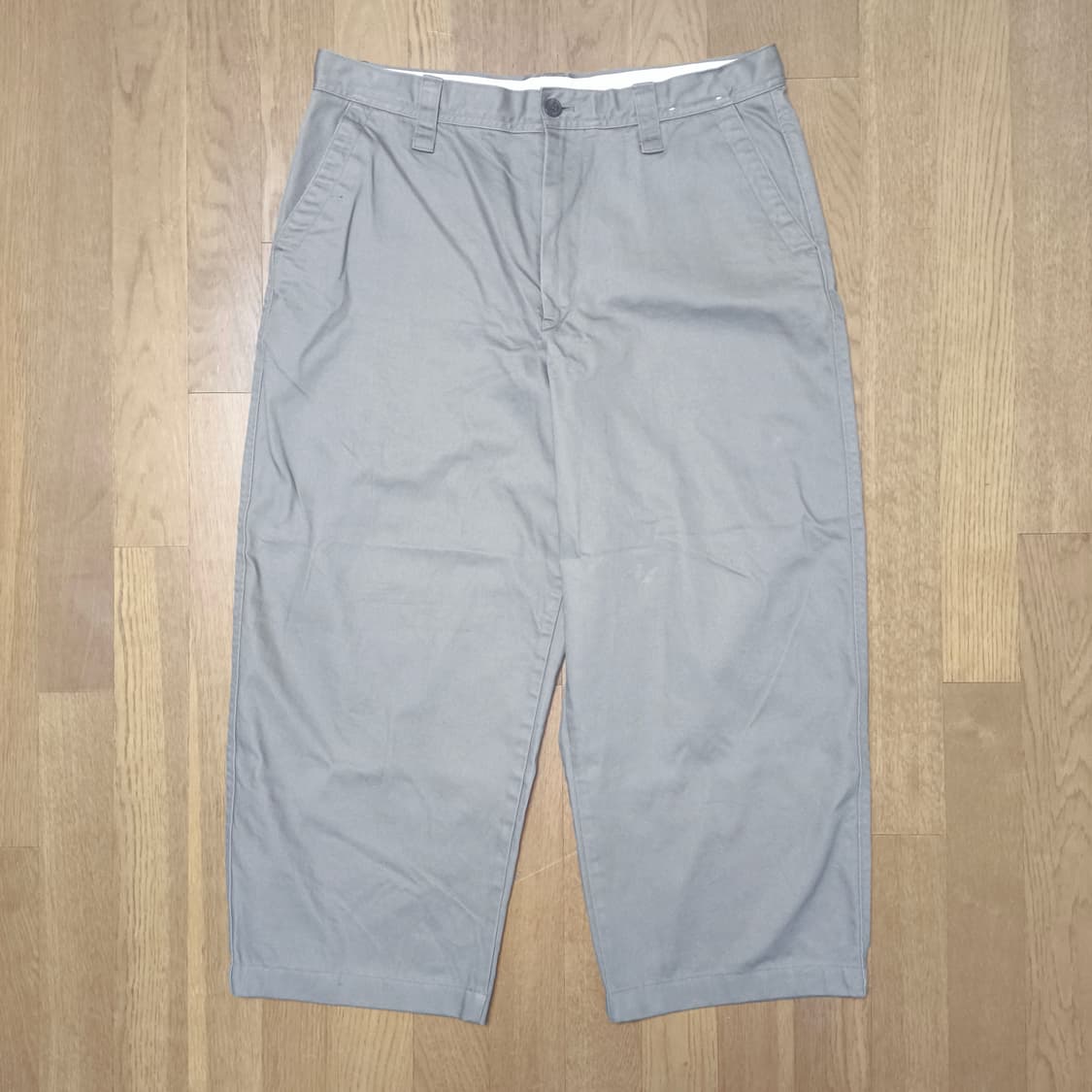 [36] 유니클로 U 와이드핏 치노 팬츠 상품이미지3