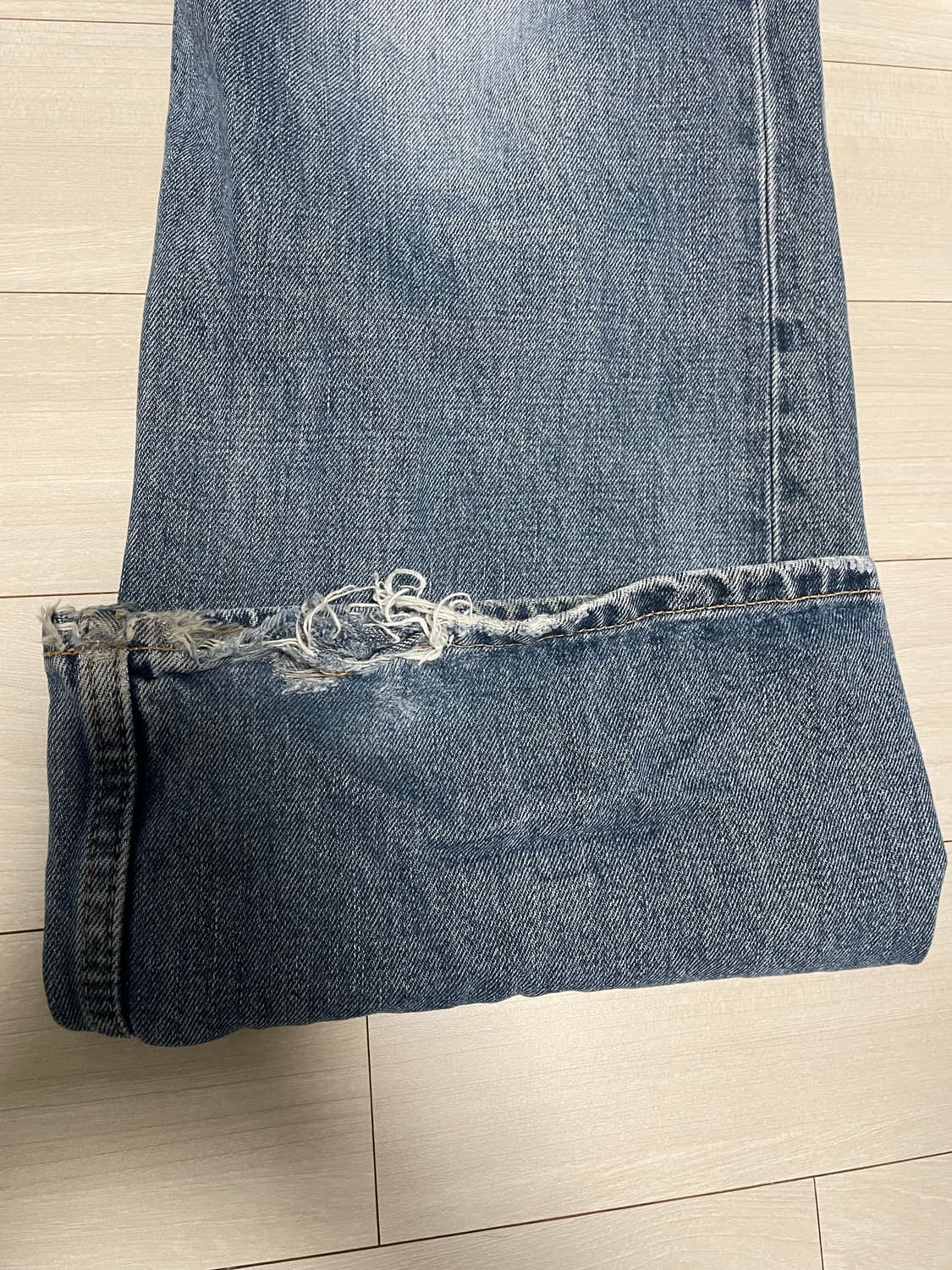 zara 자라 MID-RISE WIDE-LEG TRF JEANS 상품이미지2