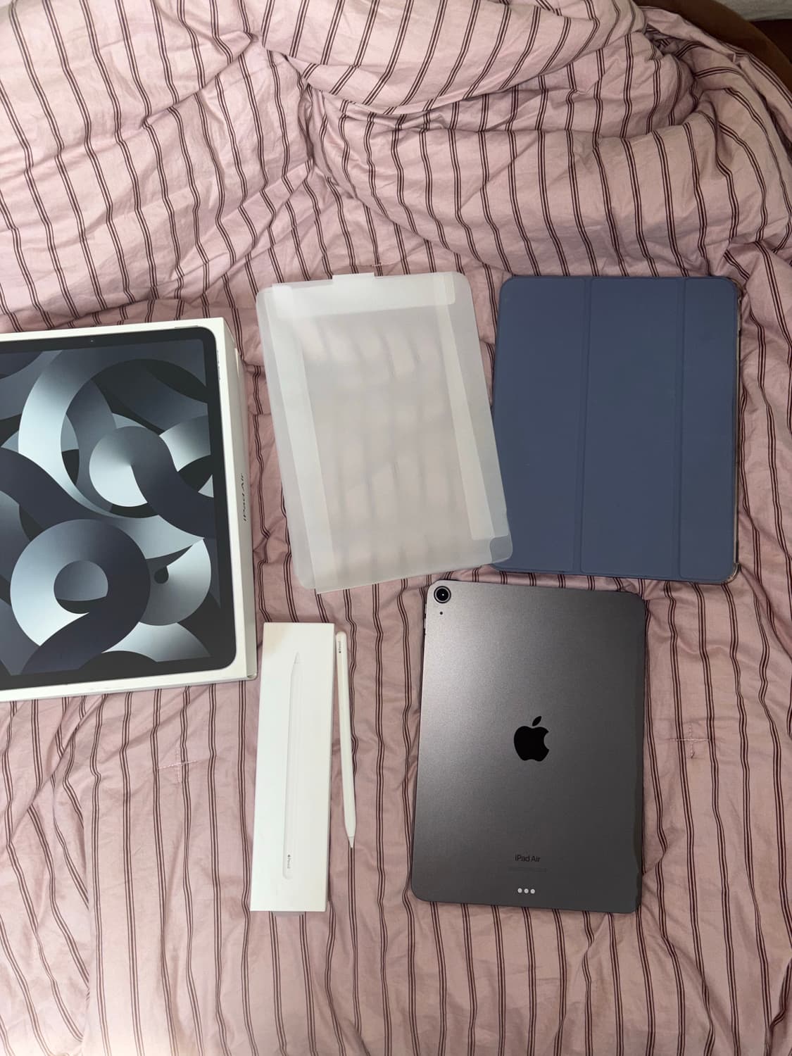 아이패드에어 5세대 wifi 256GB 스페이스그레이  풀박스 상품이미지2