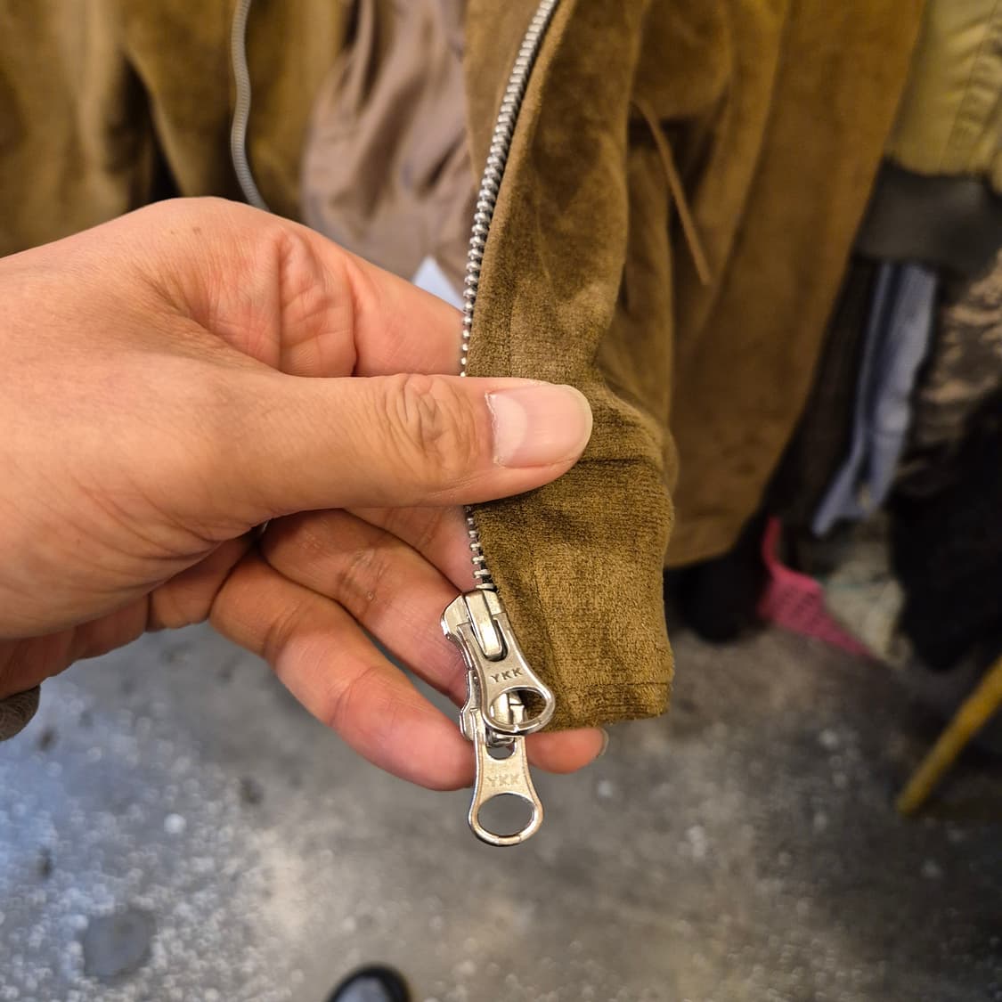 FREE(착샷잇음) 브라운 차이나카라 스웨이드자켓  상품이미지9