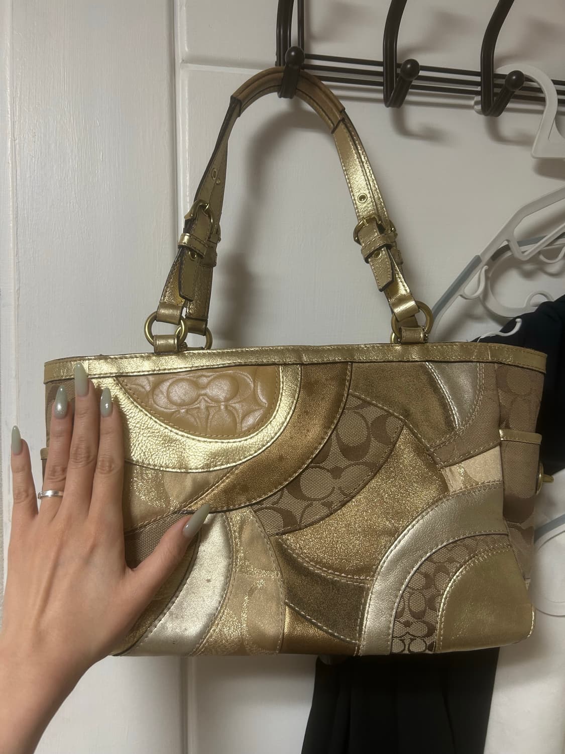 코치 골드컬러 토트백 상품이미지6