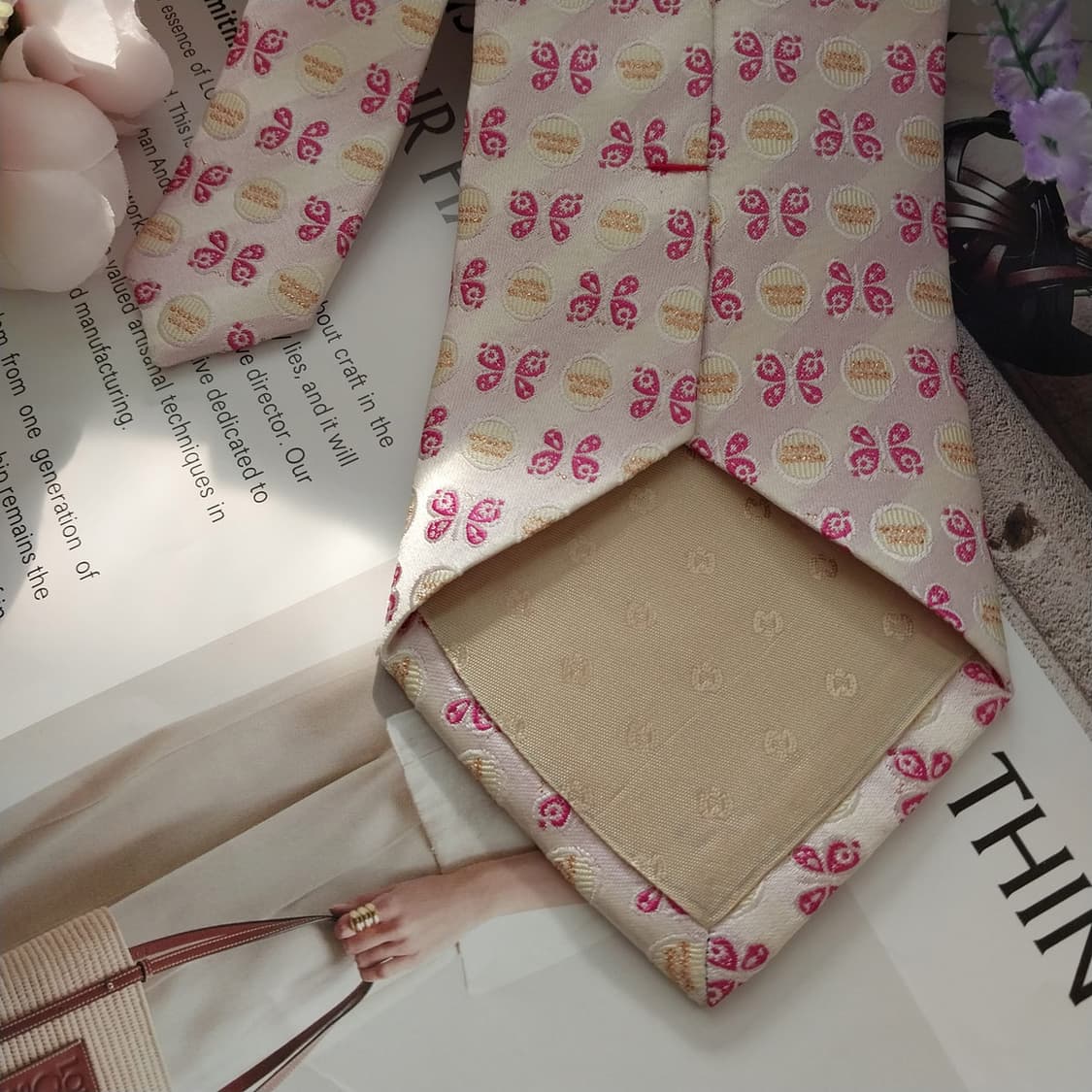 밀라숀 실크 핑크 도트 패턴 넥타이 9.5cm A+등급 K1315
 상품이미지7