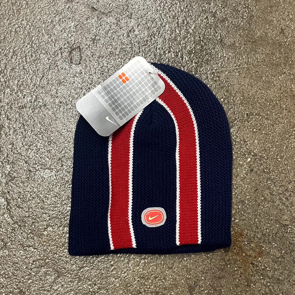 00s 나이키 스우시 비니 상품이미지1