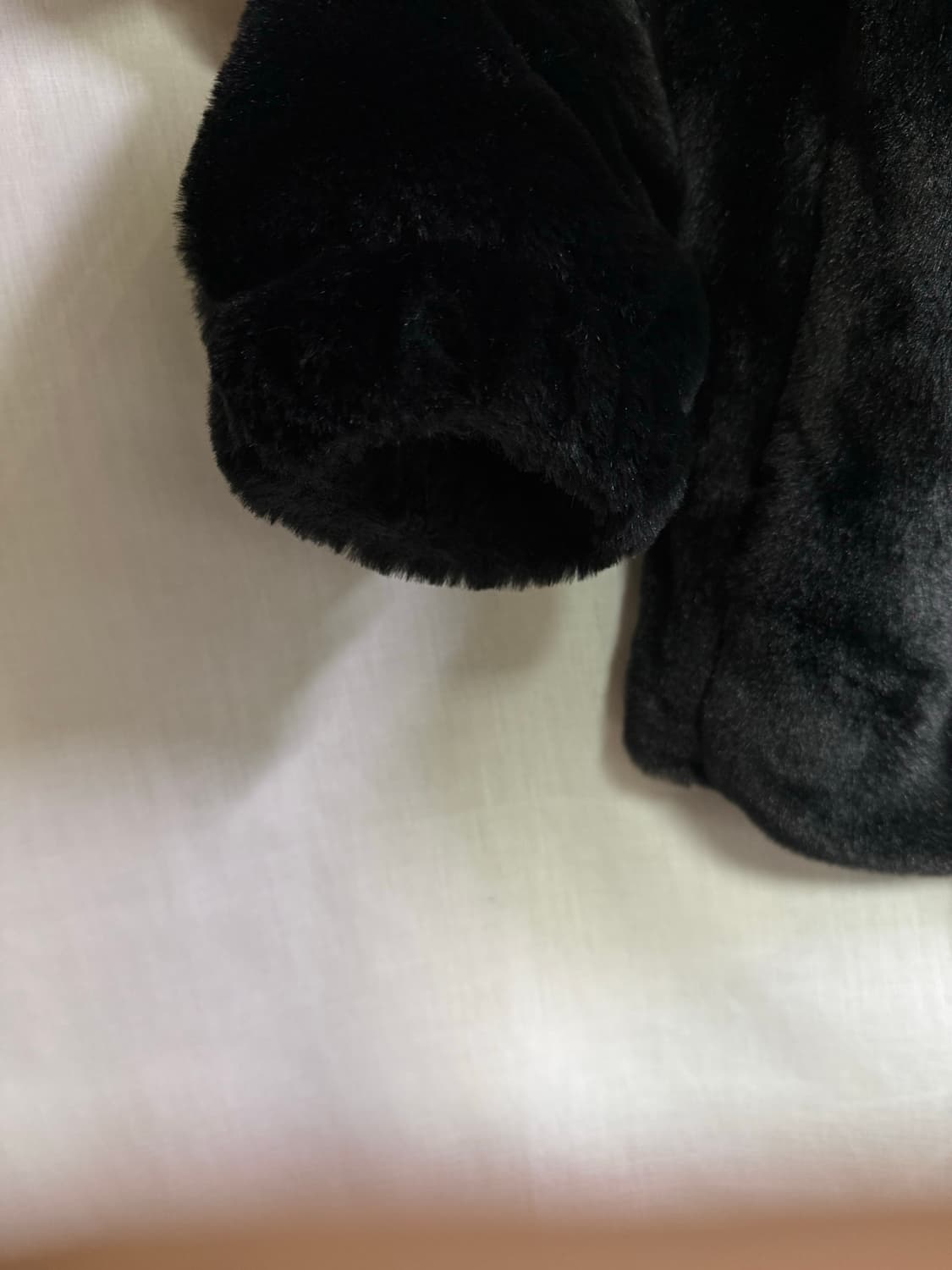 아디다스 페이크 퍼 집업 자켓 (adidas) 상품이미지4