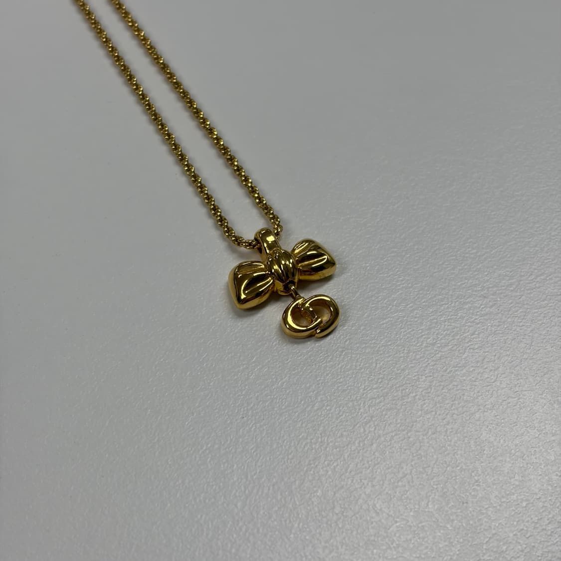 디올 리본 CD 목걸이 상품이미지3