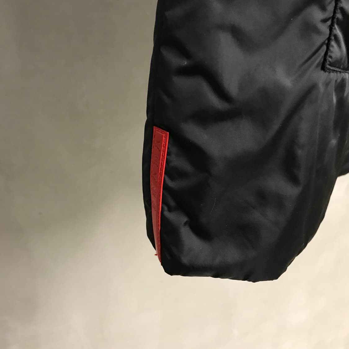 프라다 스포츠 블랙 봄버 자켓 42 상품이미지6