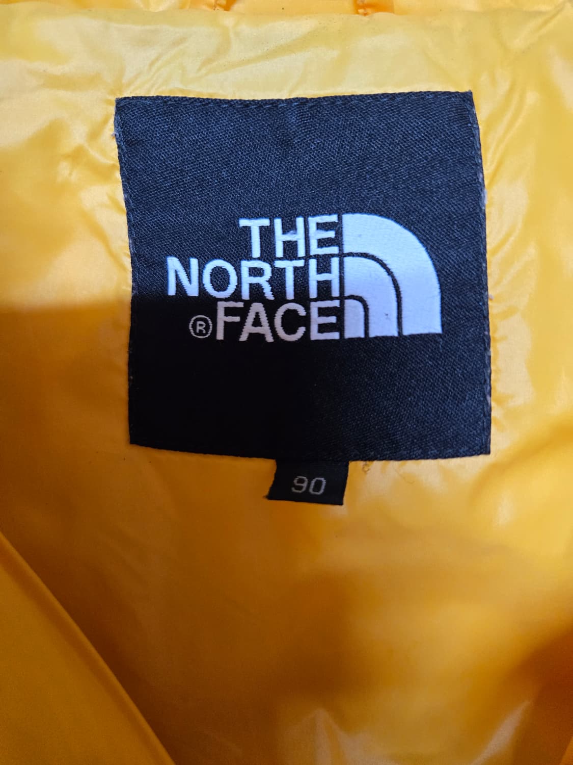 노스페이스 700 노란색 다운 패딩 90여L 상품이미지5
