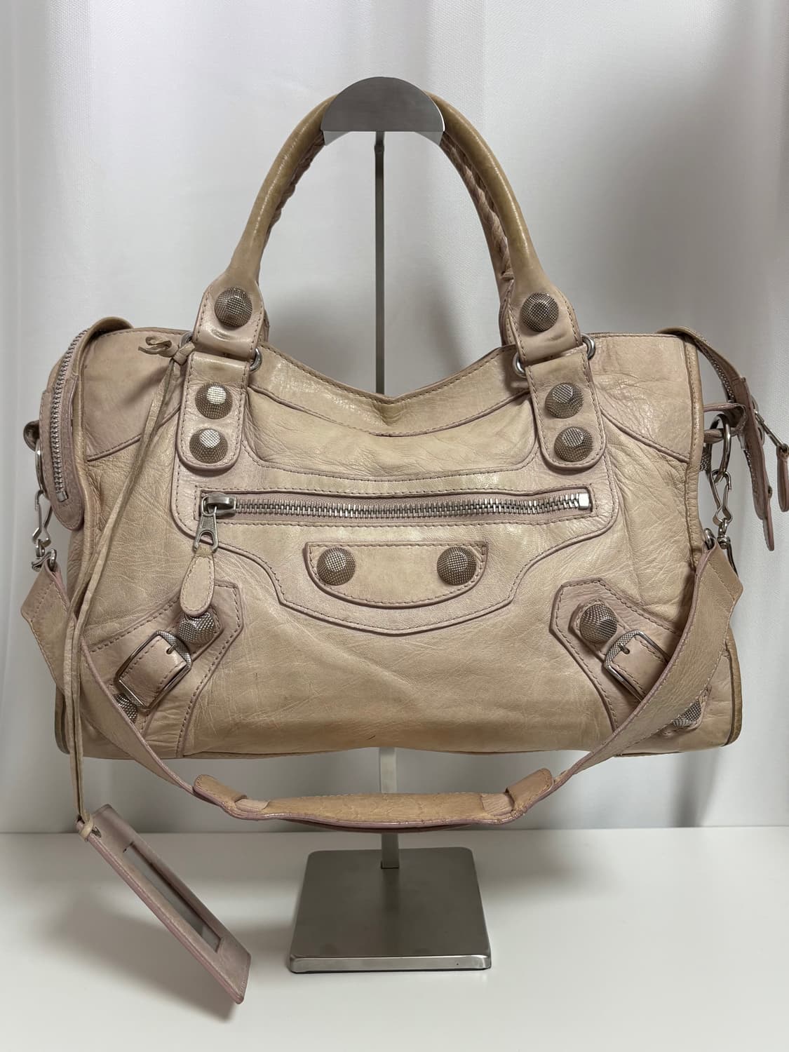 발렌시아가 자이언트 모터백 베이지 상품이미지1