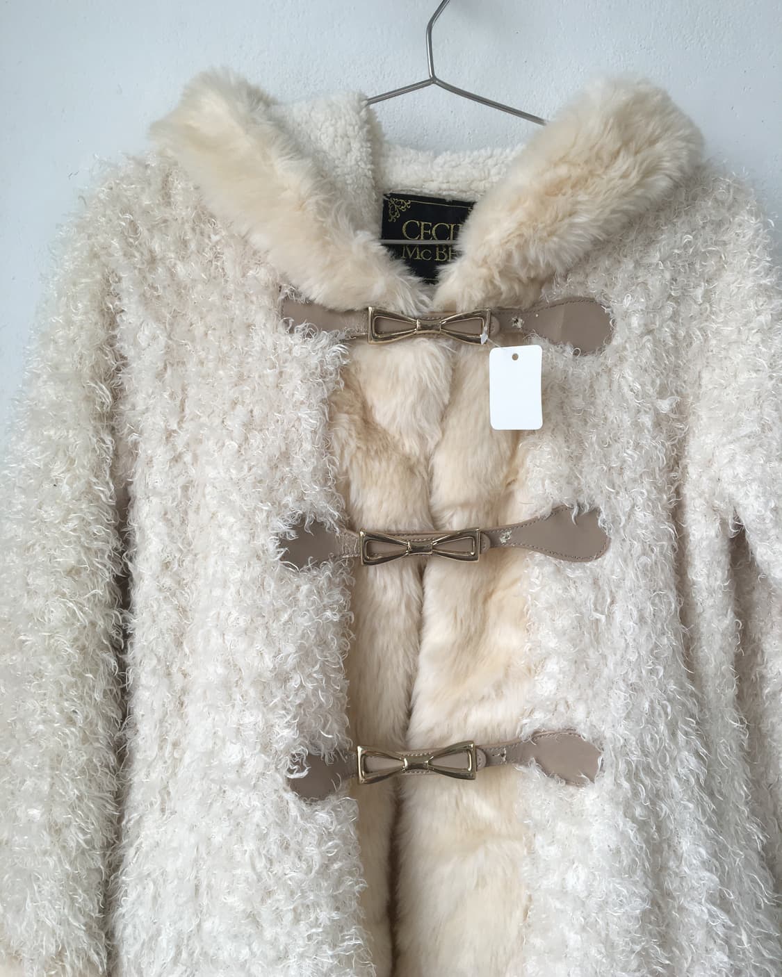 Cecil Mcbee button point hood coat 상품이미지8