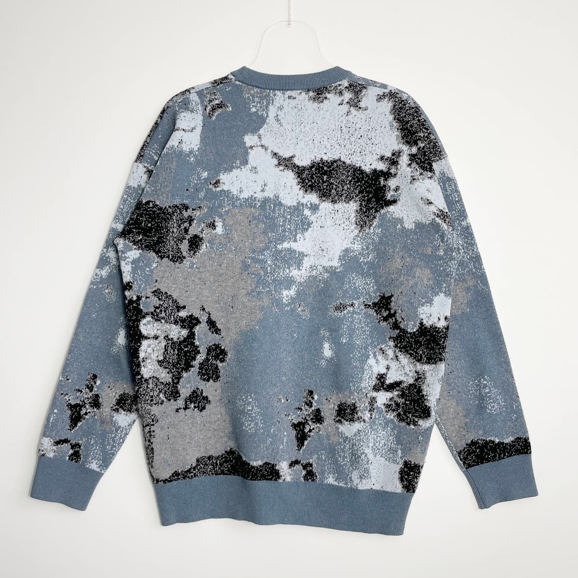 C2 자라(Zara) 앱스트랙트 자카드 스웨터 L사이즈 상품이미지3