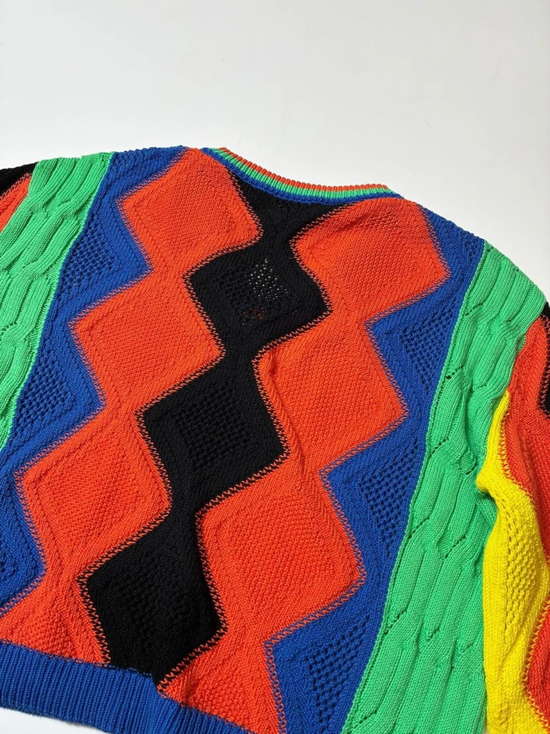 베르수스 베르사체Versus Versace 컬러 블록크롭니트 PN8773 상품이미지4