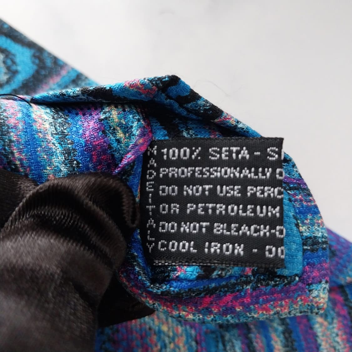 미쏘니 실크 블루 멀티 패턴 넥타이 9.6cm S등급 K1423
 상품이미지10