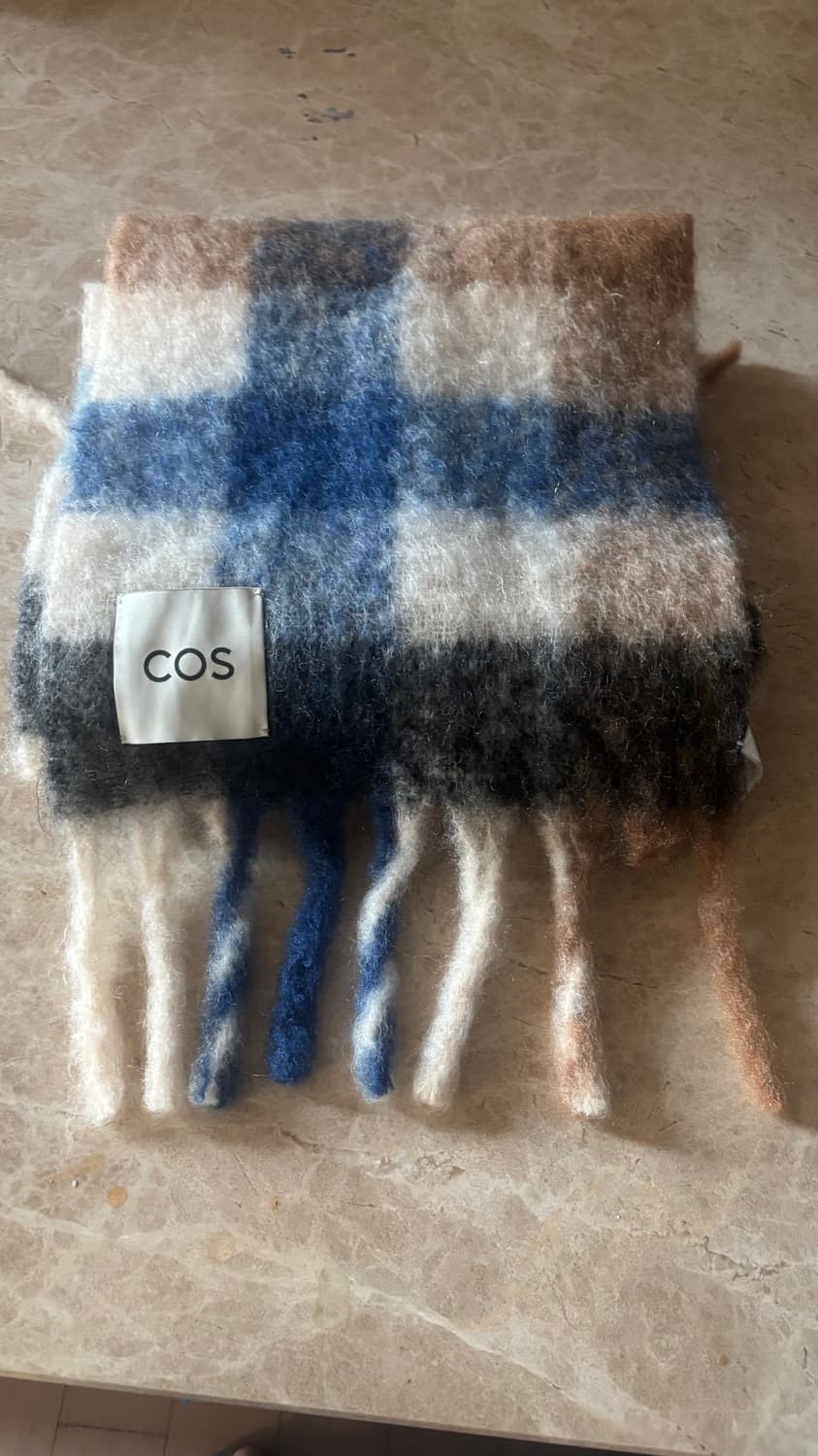 코스 오버사이즈 모헤어 블렌드 머플러 상품이미지2