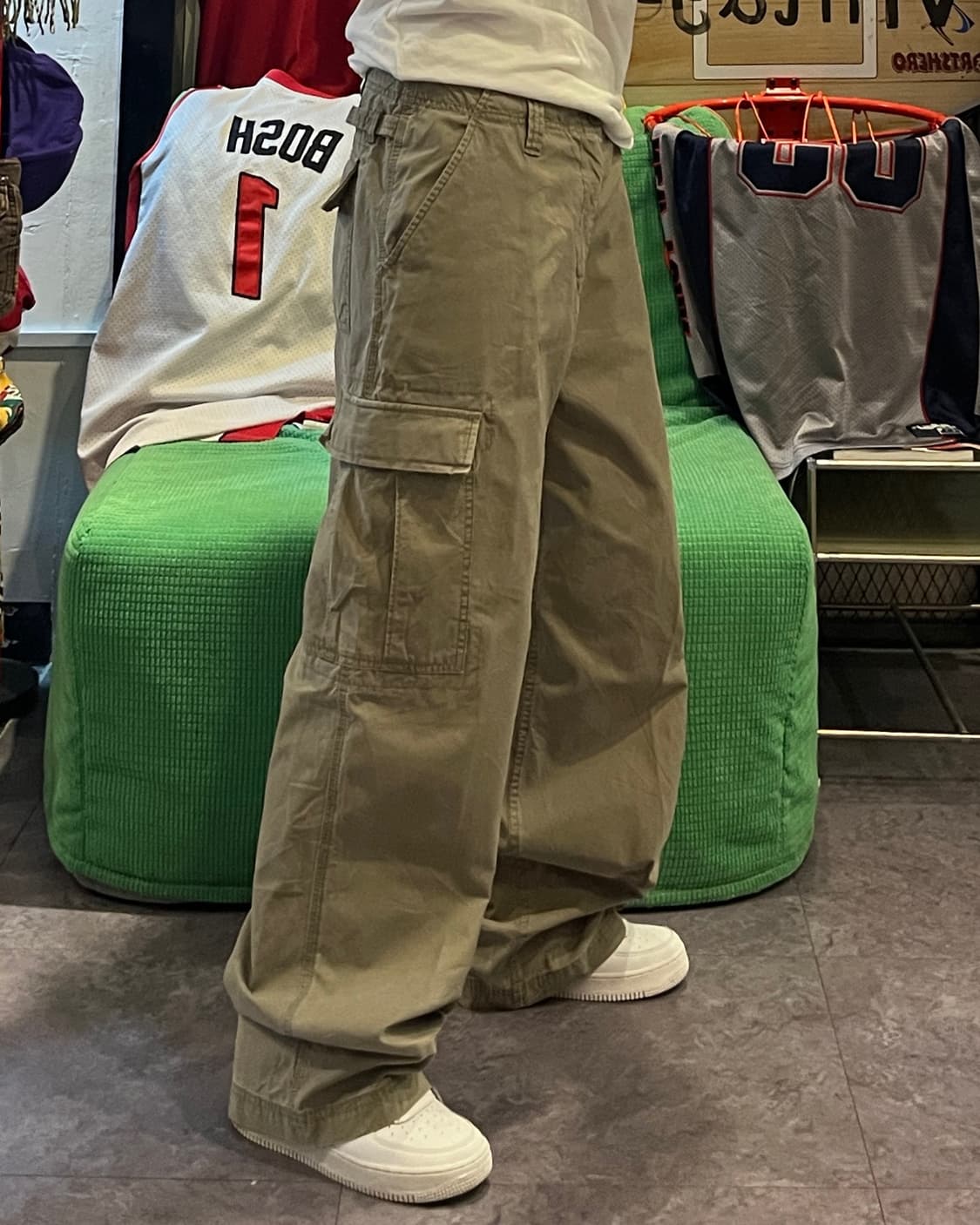 OLD NAVY beige cargo pants 상품이미지2