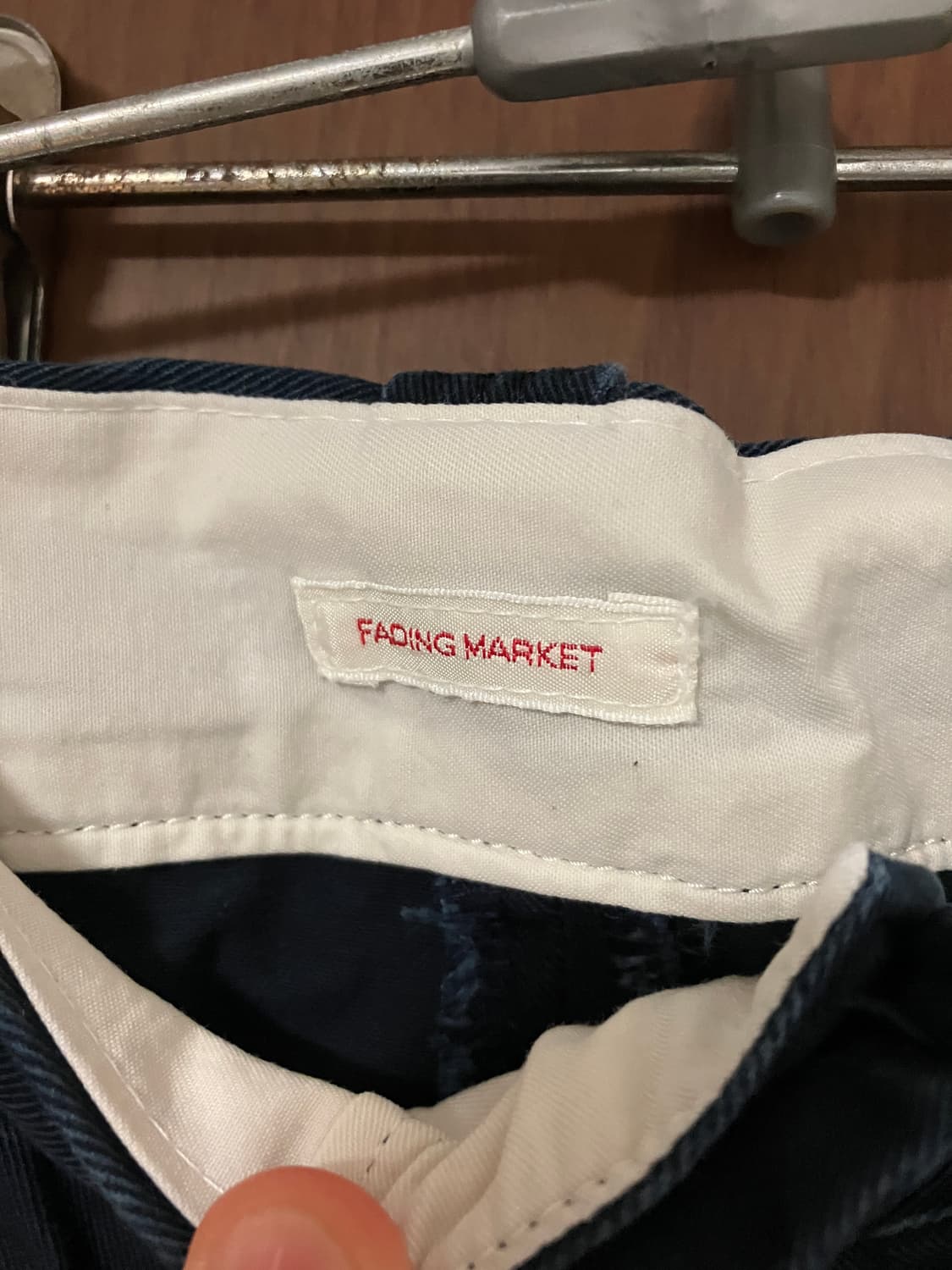 Distressed Paint Chino Pants (Navy) 상품이미지2