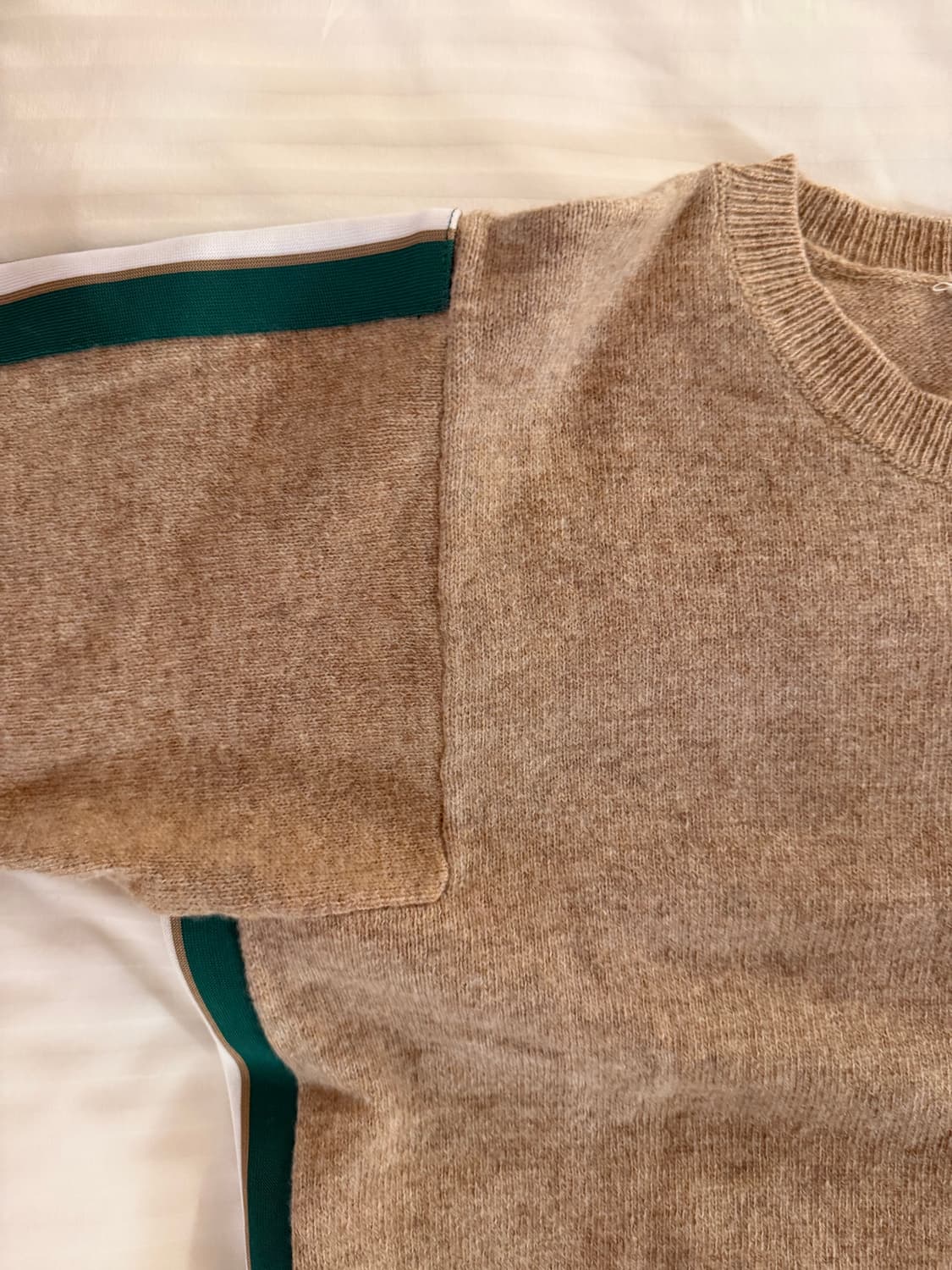 산드로(sandro) 여성 슬리브 스트라이프 니트 상품이미지4