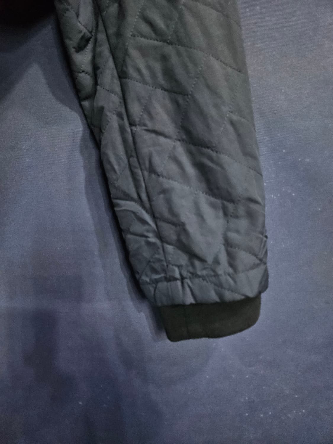 빈폴 네이비컬러 남성 슬림핏 100 경량패딩  상품이미지5