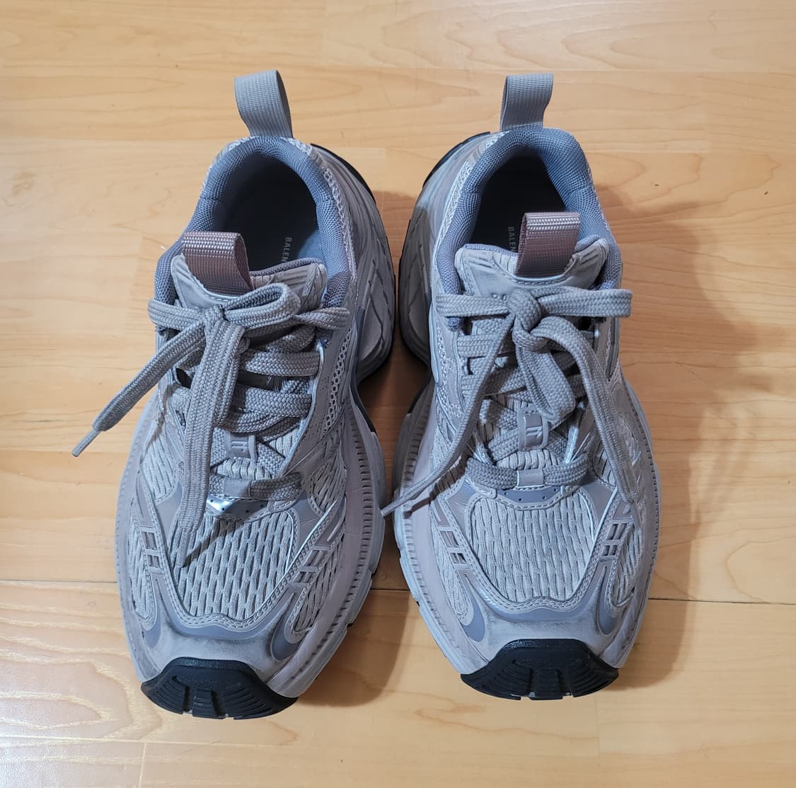 발렌시아가 6xl 스니커즈 토프 그레이 상품이미지4