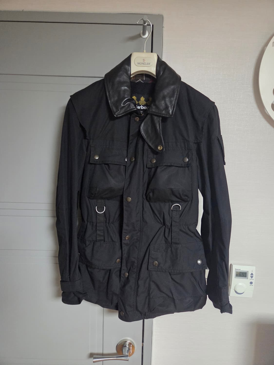 Barbour Tokihito 콜라보 왁스 필드 유틸리티 자켓 상품이미지1