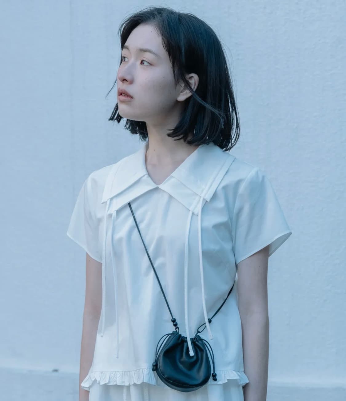 오헤시오 세일러 카라 프릴 블라우스 화이트 상품이미지1