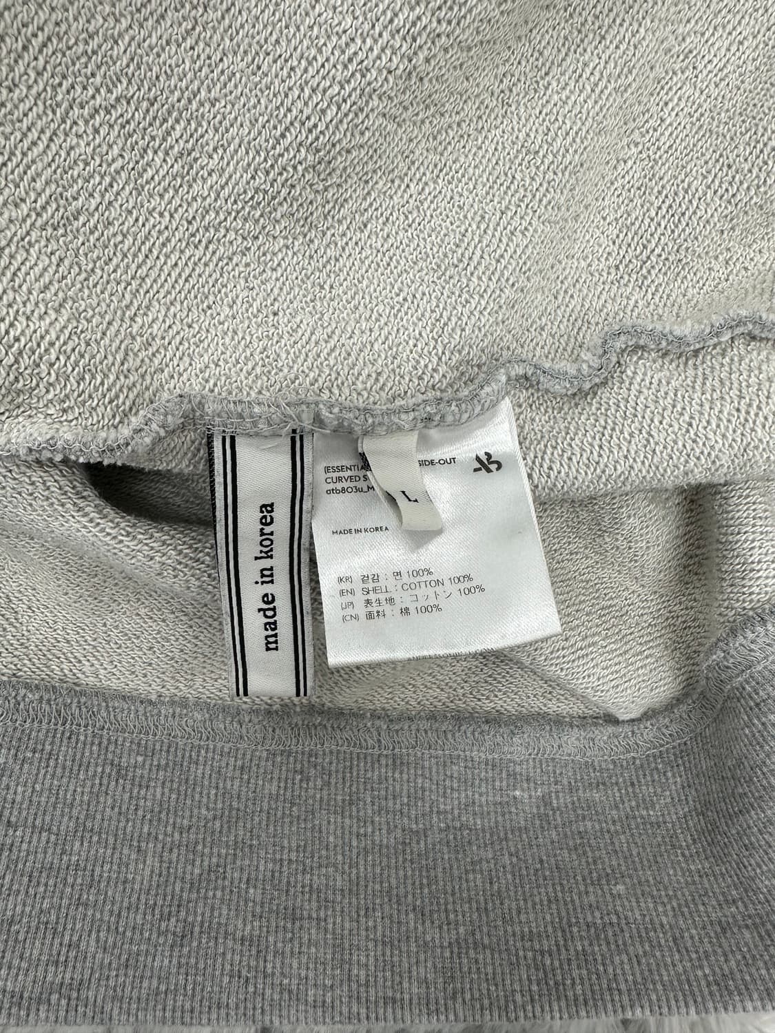 [L]앤더슨벨 인사이드아웃 커브드 맨투맨 상품이미지5