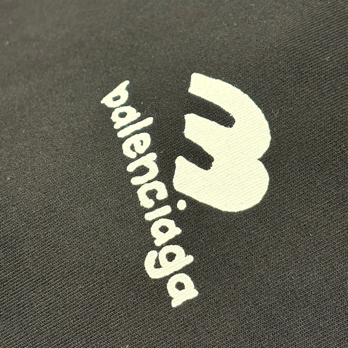 발렌시아가 후드티 상품이미지3