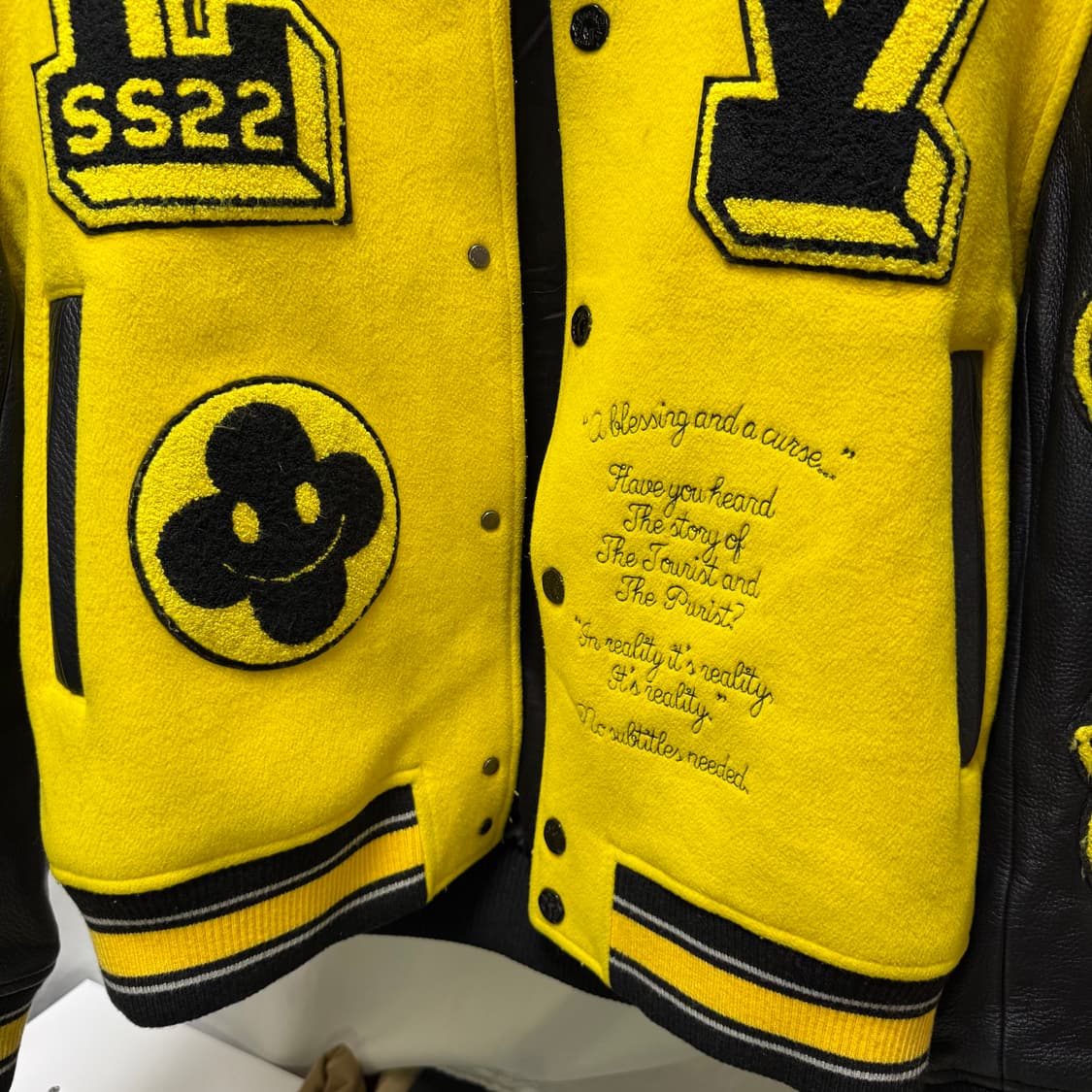 루이비통 레더 자수 바시티 자켓 1A9UIU 상품이미지4