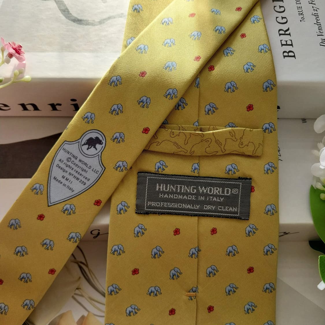 헌팅월드 실크 라임 코끼리 패턴 넥타이 9.4cm A등급 K1749
 상품이미지6