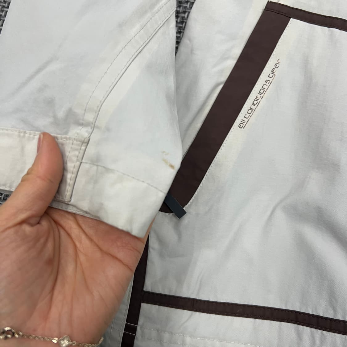 나이키ACG 00s 그레이브라운 바람막이 상품이미지4