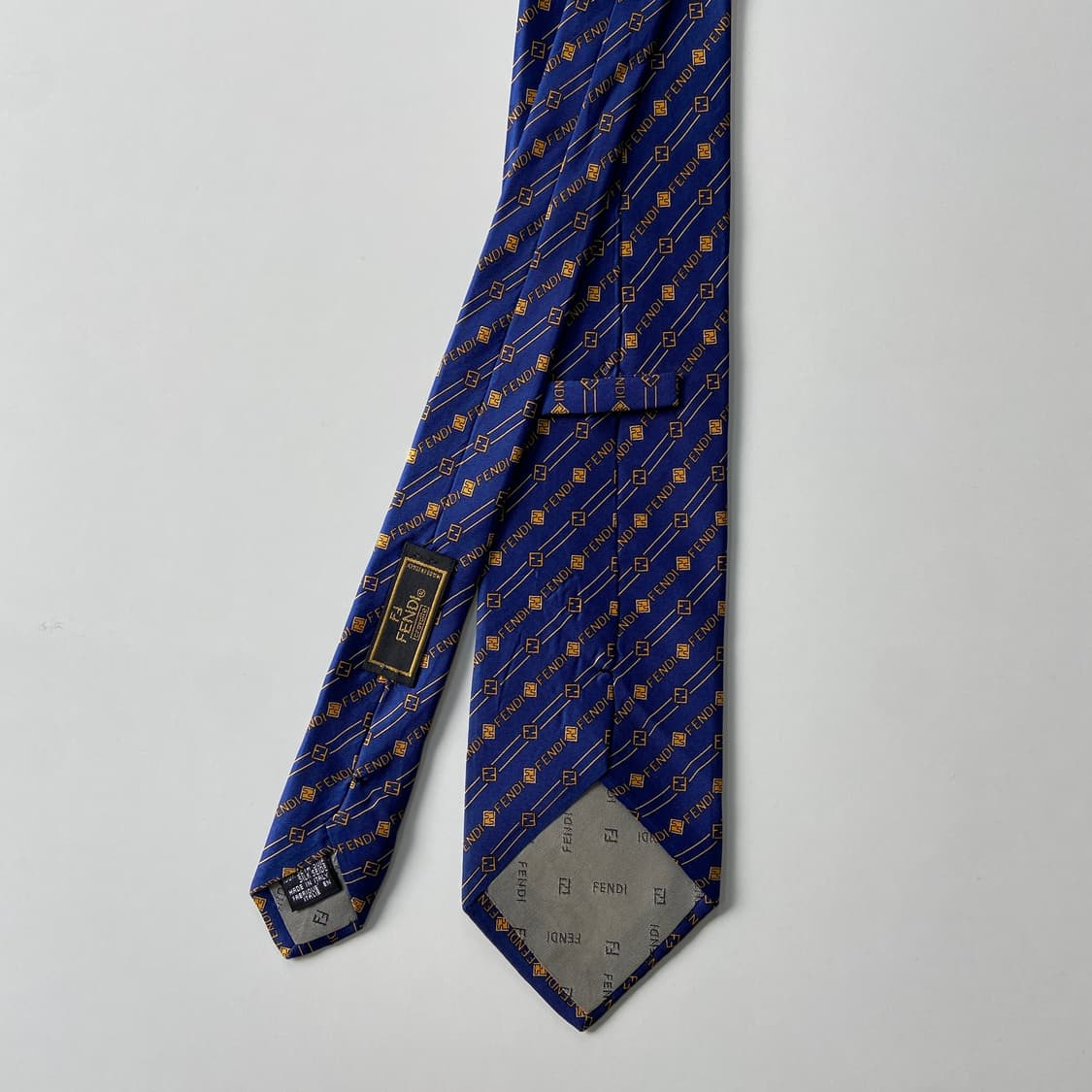 펜디 (FENDI) 영문모노그램 정품 명품 넥타이 상품이미지3