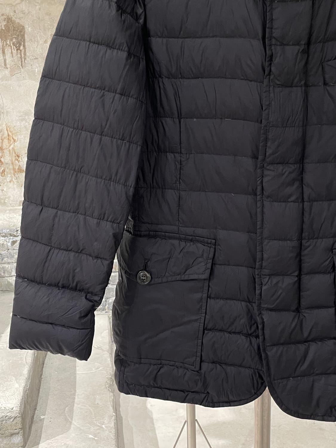 울리치 블랙 빌로우 포켓 경량 패디드 자켓 상품이미지4