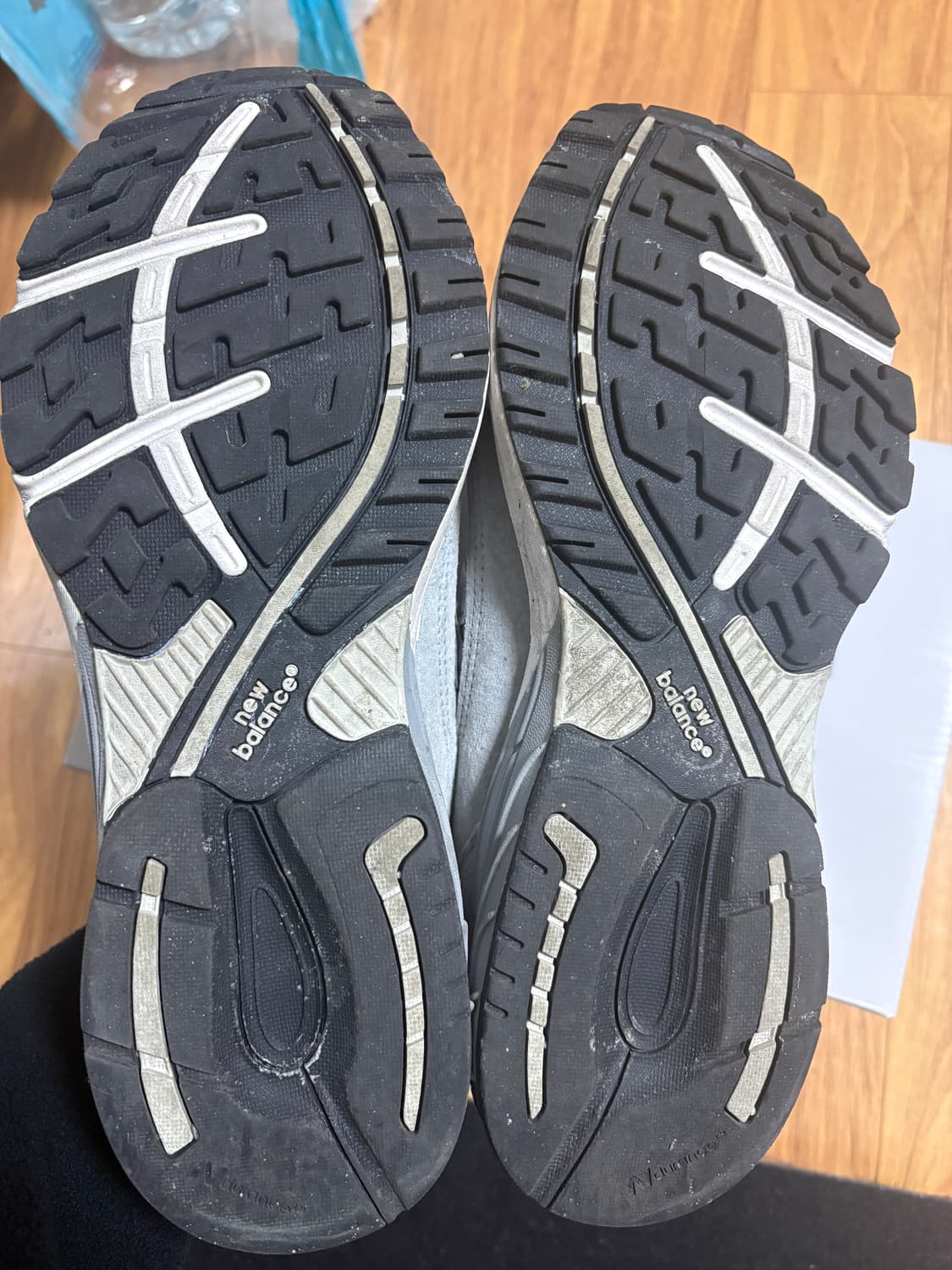 뉴발란스 993 스탠다드D 265사이즈 팝니다 상품이미지4