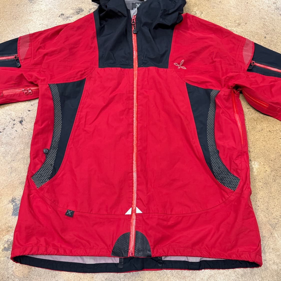 [정품/M] 몬츄라 바람막이 자켓 레드 블랙 b14 상품이미지3