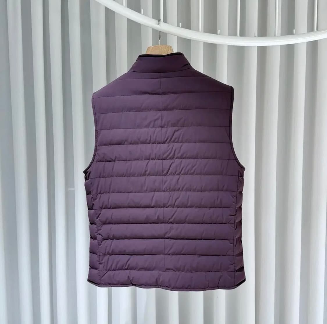 S / 브루넬로쿠치넬리 구스다운 조끼 베스트  패딩 / 미사용 상품이미지4