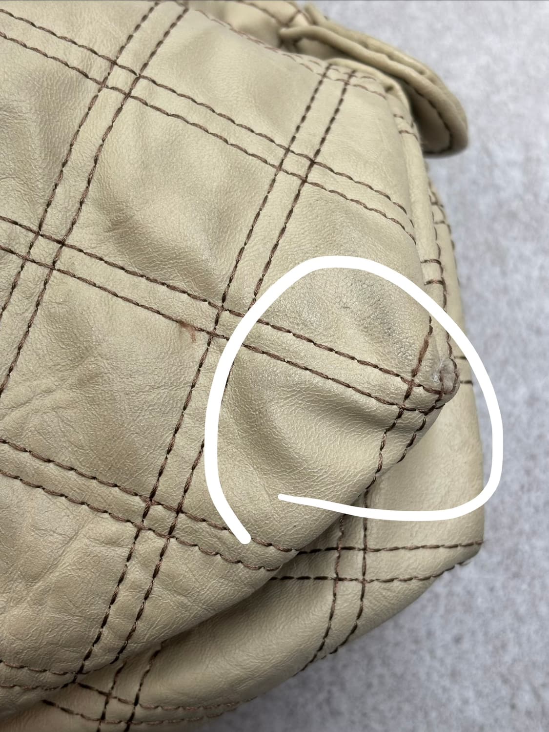 퀼티드 다이아몬드 덤플링 토트백 상품이미지8