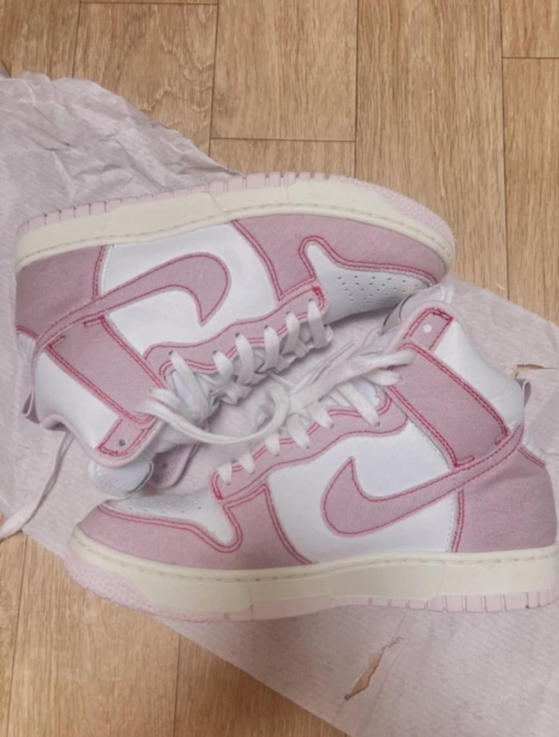 나이키 덩크 하이1 1985 베얼리 로즈 240 운동화 신발 핑크 상품이미지1