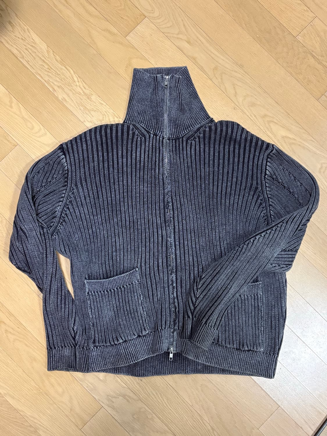 드로우핏 오블리크 하이넥 니트집업 트러커 D.GREY 상품이미지1