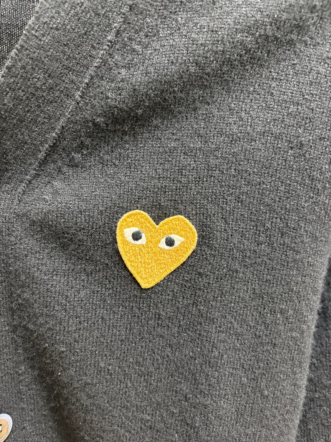 꼼데가르송 플레이 와펜 가디건 상품이미지2