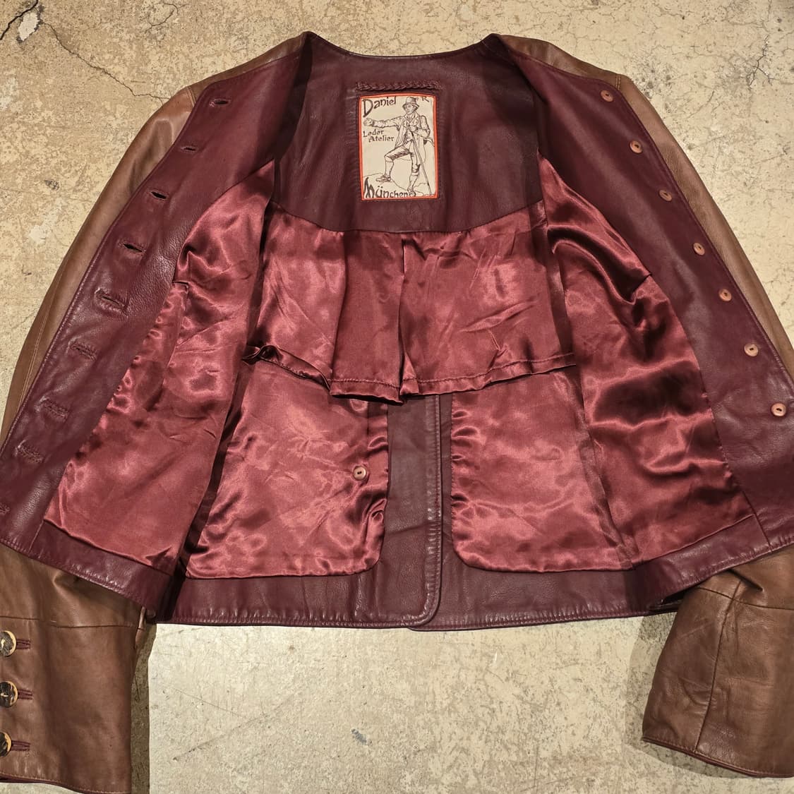 70S 독일 뮌헨 빈티지 노카라 크롭 가죽 자켓 상품이미지7