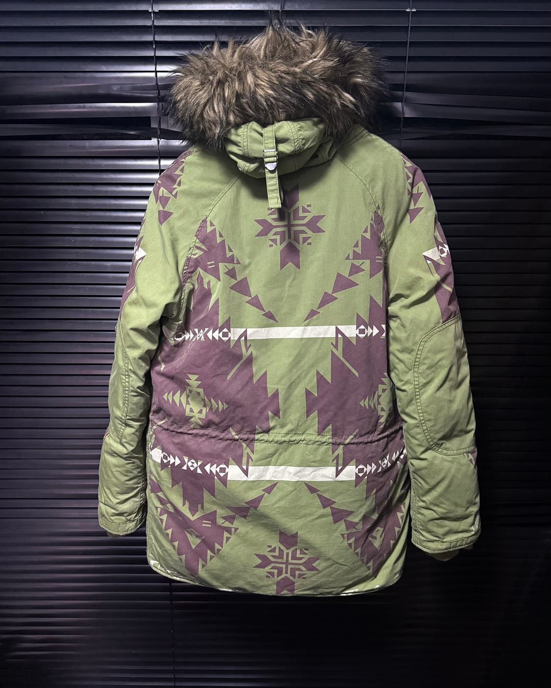 데님앤서플라이 폴로 랄프로렌 나바호 패턴 카키 피쉬테일 덕다운 패딩 야상 상품이미지7