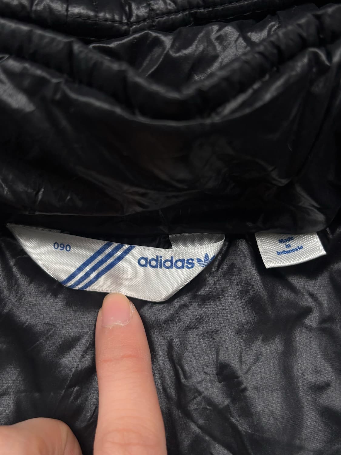 아디다스 블랙 퀼팅 크롭 숏 패딩 자켓 상품이미지5