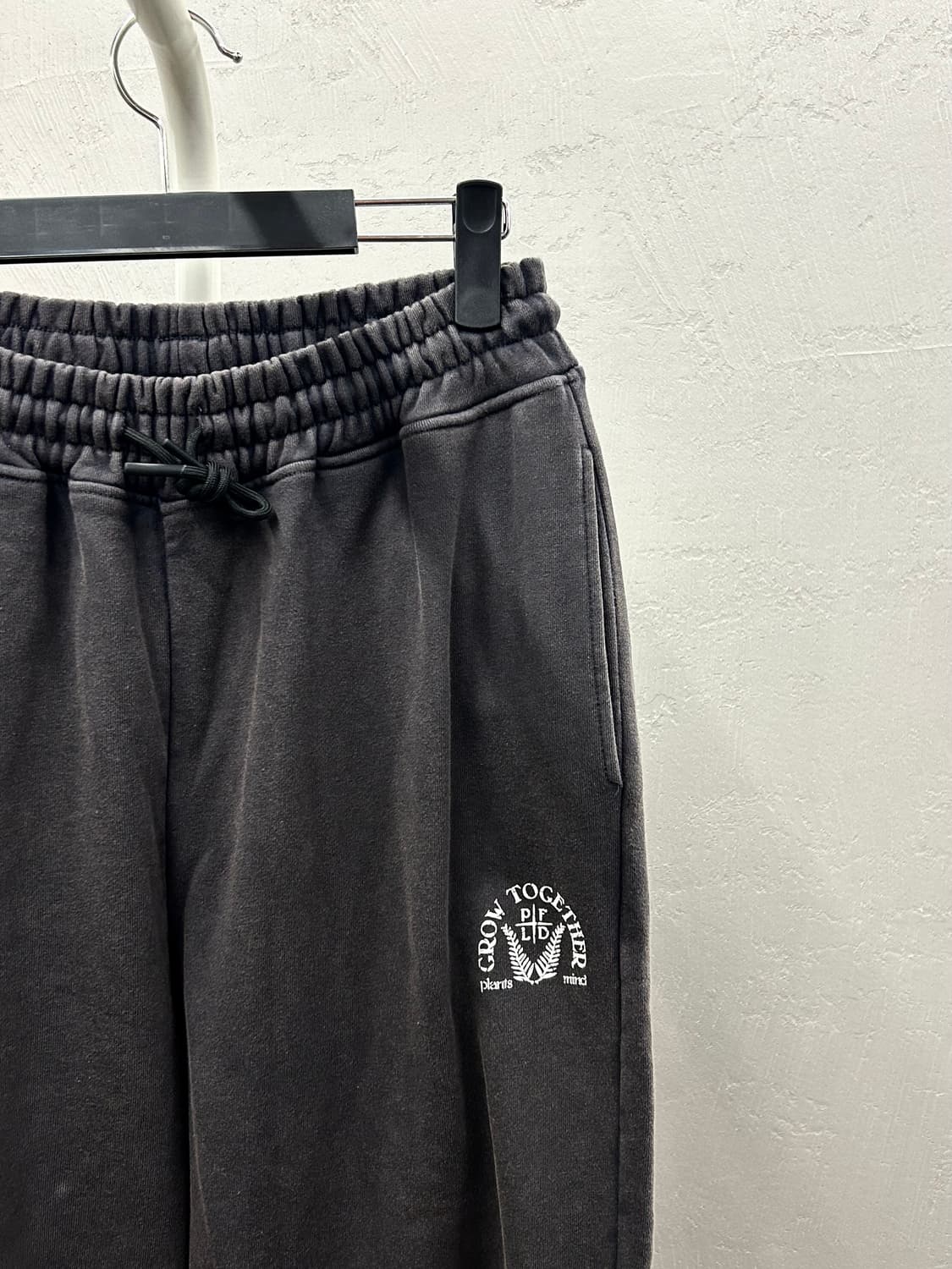 Penfield (펜필드)검정색 트레이닝 바지 상품이미지4