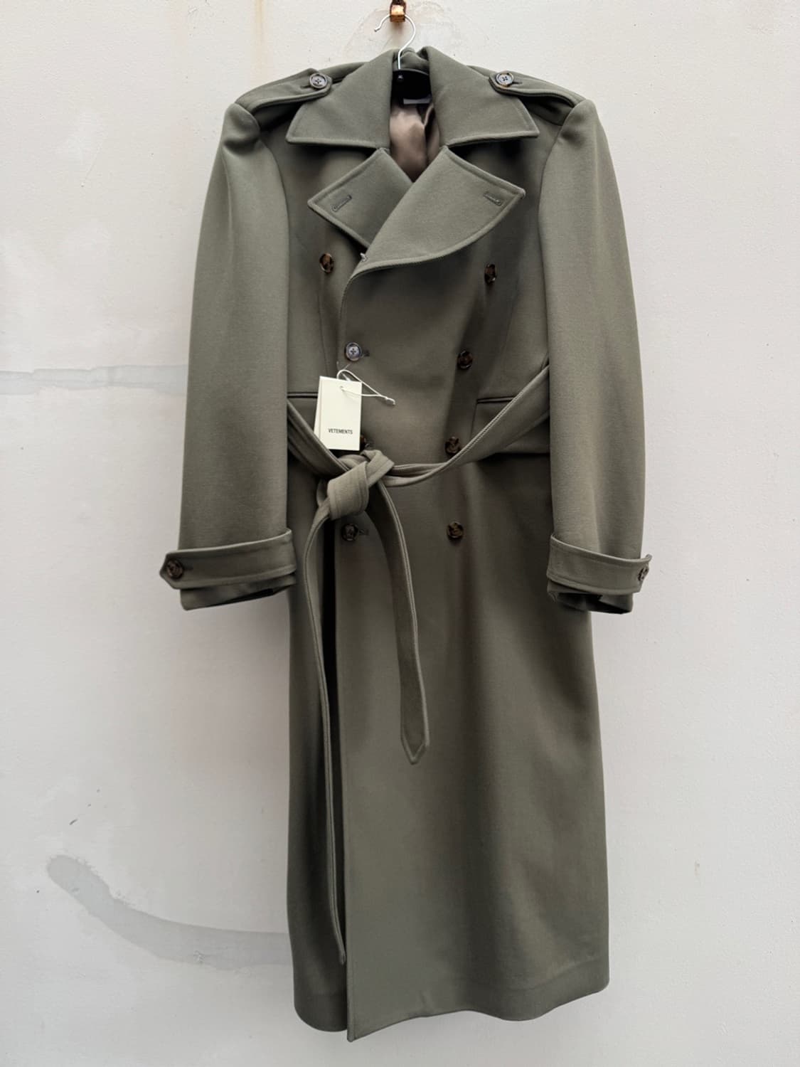 베트멍 17fw 더블숄더 오버사이즈 코트 아카이브 VETEMENTS  상품이미지4