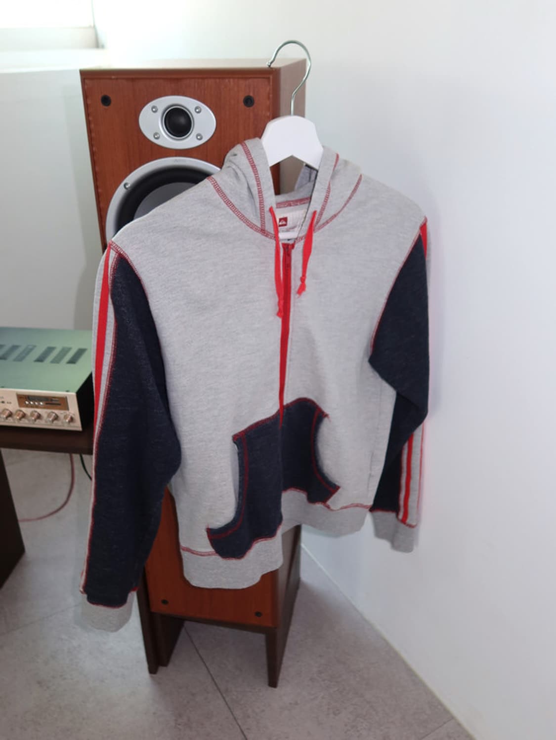 QUICK SILVER HOODIE 상품이미지3