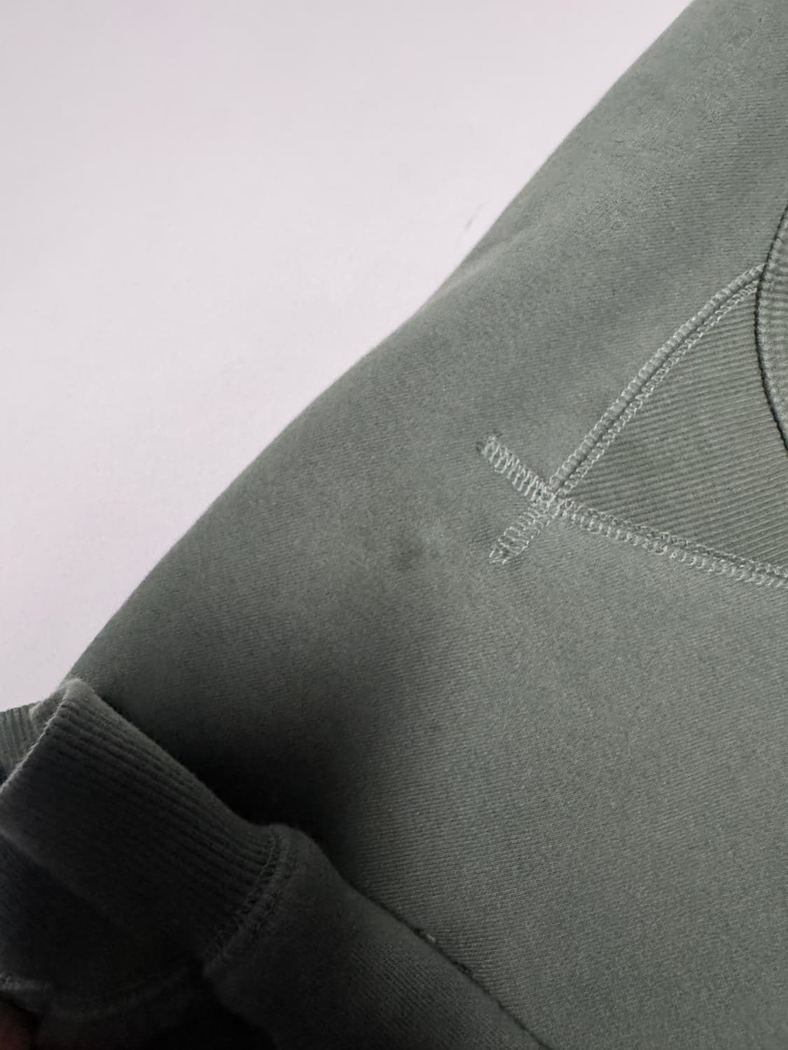 여성 만다리나덕 23년도 이태리 기모 스웻 맨투맨 M 상품이미지6