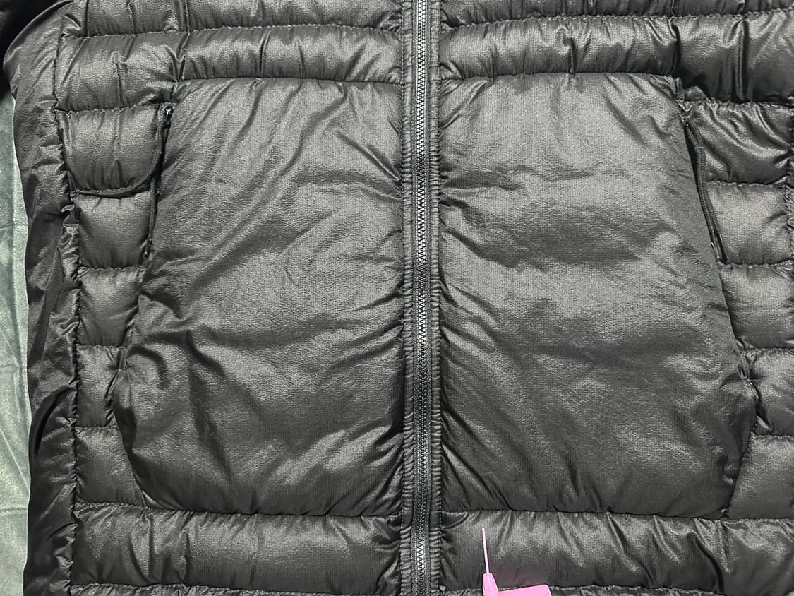 [L] 스톤 아일랜드 바이오 베이스 립스탑 후드 다운 경량패팅 자켓 블랙 상품이미지8