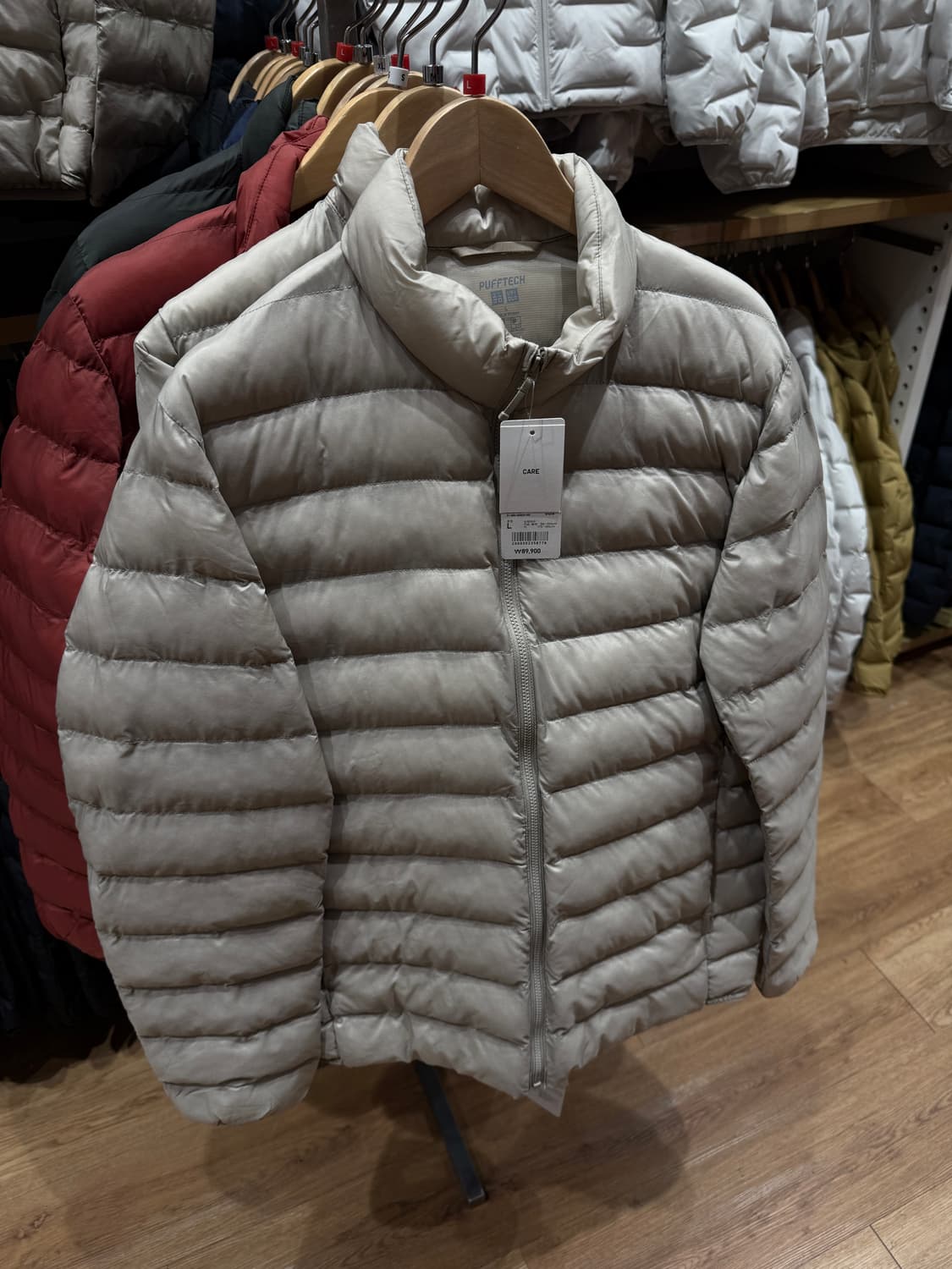 유니클로 퍼프테크 경량패딩 상품이미지2